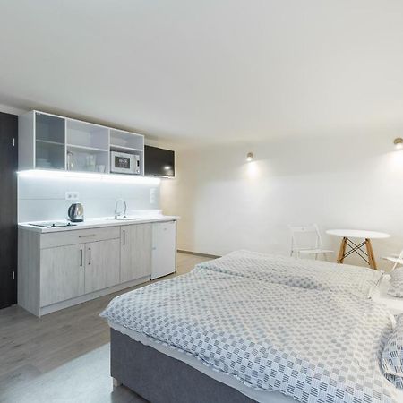Minimalist Styled Tiny Ap @New York Cafe Apartment Budapest Ngoại thất bức ảnh